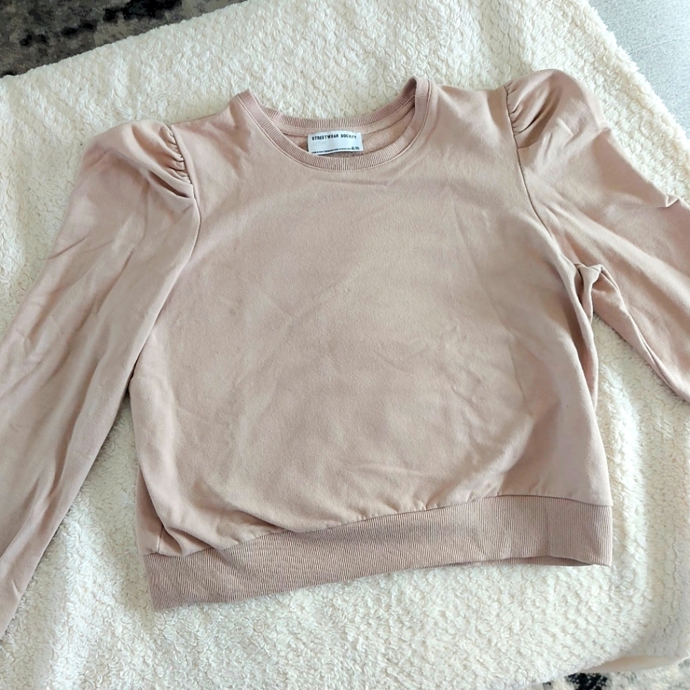 StreetWear Society Beige Puff Sleeve Sweatshirt
